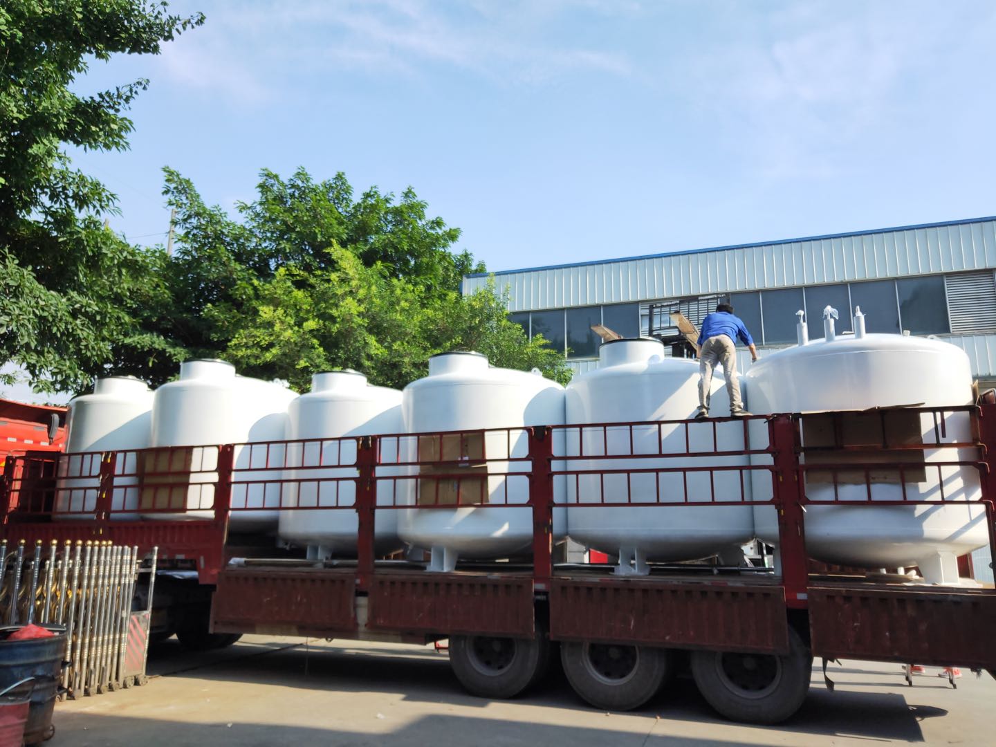 液氮罐運輸 液氮罐運輸